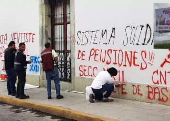 “¡Claudia, mentiste!”: Sección 22 estalla en Oaxaca previo a visita presidencial
