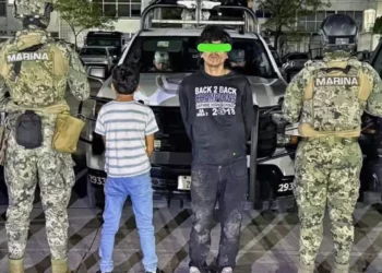 El ‘niño sicario’ fue detenido junto con “El Chuncho”, supuesto operador criminal.