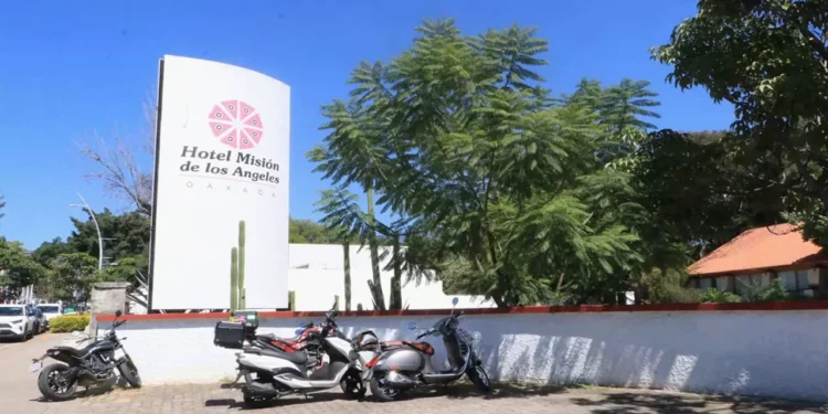 Fotos: Adrián Gaytán // El estacionamiento del otrora Hotel Misión de los Ángeles.