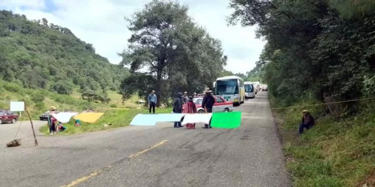 Habitantes de San José Xochixtlán exigieron garantías de seguridad.