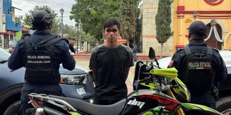 Jairo Josué C.V., de 19 años, quedó detenido como probable responsable.