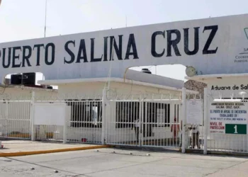 La recaudación en la aduana marítima del puerto de Salina Cruz se desplomó en 25.9% de enero a agosto de este año.