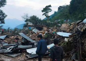 Fotos: cortesía // Se registra deslizamiento de ladera en la comunidad de Agua de la Rosa, Huautla de Jiménez; arrasa con viviendas y reportan personas lesionadas.