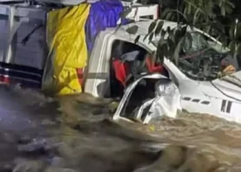 Foto: cortesía // Un accidente se registró durante la noche de este lunes 6 de octubre en la comunidad de Valde Flores.