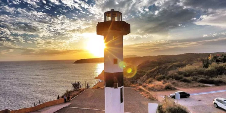 Es importante hablar sobre el acceso a Huatulco viniendo desde Puerto Escondido