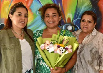 Foto: Rubén Morales // Jennifer Jiménez, Esmeralda Alberto e Itandehui Martínez compartieron una alegre mañana de amistad y buenos momentos.