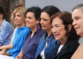 Foto: Adrián Gaytán // La dirección del MACCO y representantes de la BienalSur, así como algunas artistas, dieron a conocer la programación.