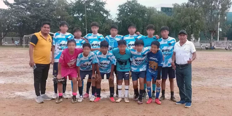 Foto: Hermenegildo Flores // Pumas Oaxaca se coronó campeón del cuadrangular juvenil de futbol.