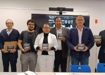 Fotos: Lisbeth Mejía Reyes // Presentan colegios de arquitectos el libro "Antes del último out. Memoria historiográfica del parque deportivo de béisbol Eduardo Vasconcelos".