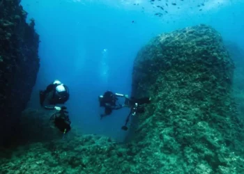 Recientemente, el equipo de Martínez encontró un enorme puerto sumergido frente a las costas del norte de Egipto.