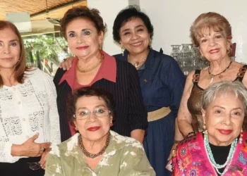 Fotos: Rubén Morales // Tere Herrera de Arriaga celebró su cumpleaños en compañía de entrañables amigas.