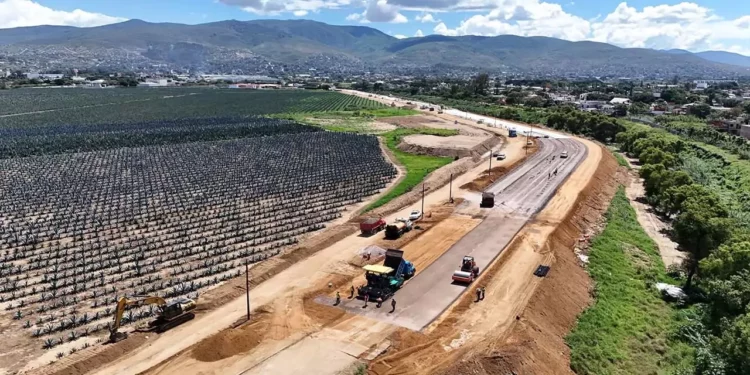 Foto: cortesía // Vista aérea de la primera etapa de la carretera al aeropuerto.