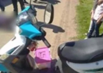 Daños materiales y una lesionada deja accidente.