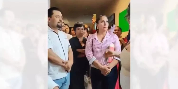 La protesta de los trabajadores inició durante la tarde del jueves 23 de octubre.