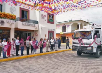 Foto: cortesía // La nueva compactadora de basura para Santa Cruz Xoxocotlán.