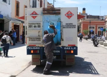 Foto: Adrián Gaytán // Las fugas se deben a factores como el mal estado de tanques estacionarios, rupturas de la tuberías, así como daños en los reguladores, cilindros y válvulas.