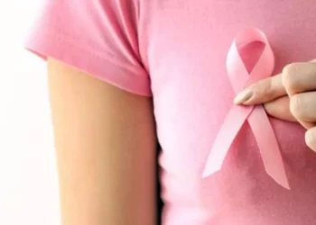 Foto: ilustrativa // Exhortan sobre importancia de los chequeos preventivos como la mamografía y el autoexamen para reducir la mortalidad.