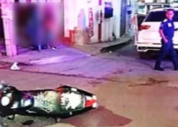 Los vehículos involucrados fueron una motocicleta y una camioneta.