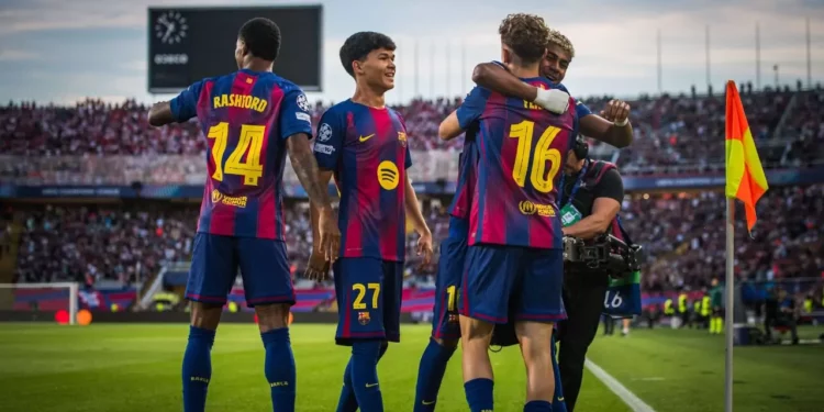 Fermín López firma triplete y el Barça golea 6-1 al Olympiacos en Champions