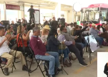 Estrechan el cerco y acceso de medios a la Casa del Pueblo