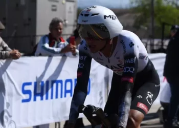 Isaac del Toro profeta en su tierra: dominó la contrarreloj en el Campeonato Nacional