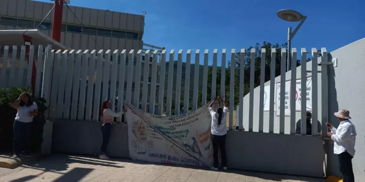 Reinstalan mesa tripartita S-22 y gobiernos estatal y federal