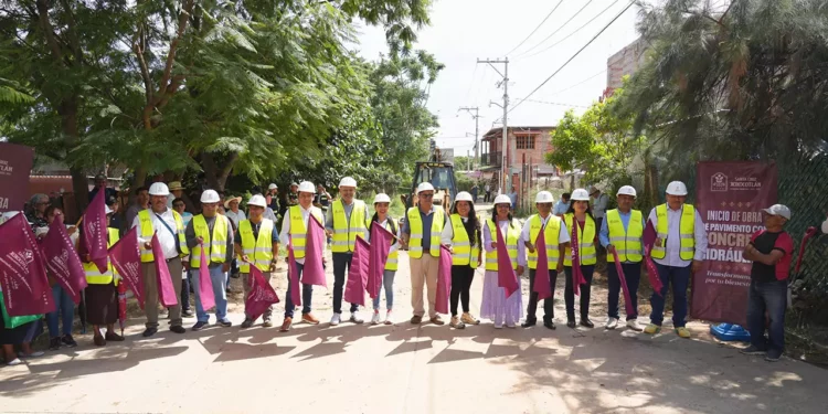 Por calles firmes y familias seguras, arranca Nancy Benítez obras en 3 colonias más