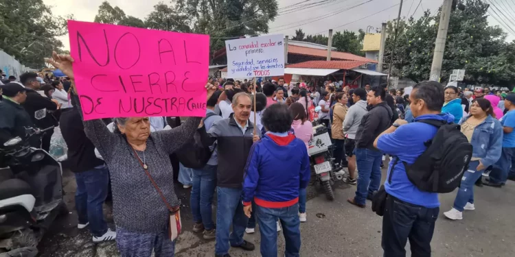 Logran suspensión de obras del parque lineal