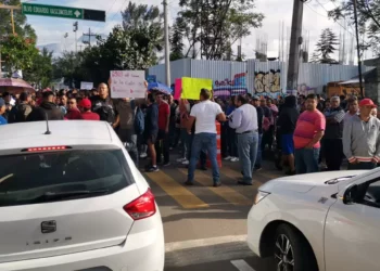 Frenan padres obras del nuevo estadio de los Guerreros de Oaxaca