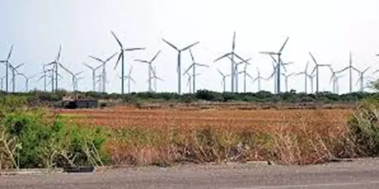 Profepa entrega certificados de Industria Limpia a 2 parques eólicos