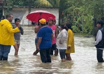 Reconoce Sheinbaum 111 municipios y 5 estados afectados por lluvias