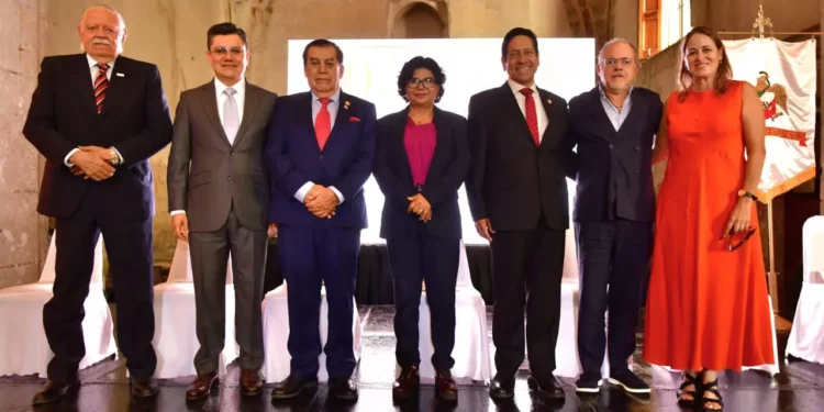 Celebra AMHyMO 60 Aniversario
