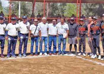 Las actividades se realizaron previas a un juego de este deporte.