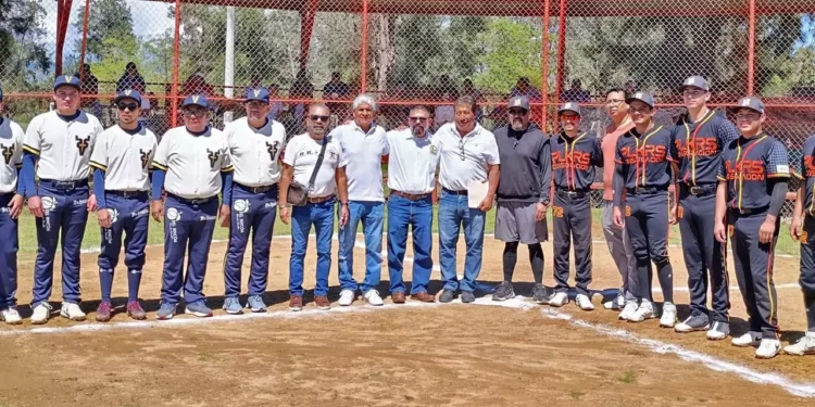 Las actividades se realizaron previas a un juego de este deporte.