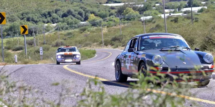 Fotos: Leobardo García Reyes // La cuarta jornada de La Carrera Panamericana arrancó del Tecnológico de Monterrey campus Santa Fe, Ciudad de México.