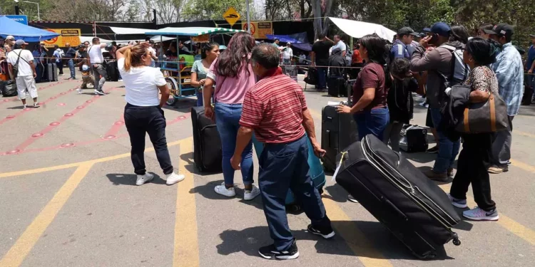 Foto: Archivo El Imparcial // Maestros de la Sección 22 se movilizan este viernes. Anuncian bloqueos carreteros y tomas de oficinas.