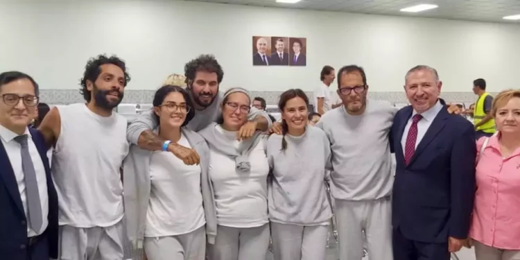 ¡Regresan a casa! Liberan a los seis mexicanos detenidos por misión humanitaria rumbo a Gaza
