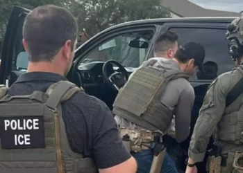 México exige justicia por 10 mexicanos muertos bajo custodia de ICE en EE.UU.