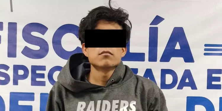 O.M.L. fue detenido con varias dosis de cristal y herramientas presuntamente empleadas en robos.