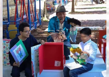 Se entregan “inventíferos” hechos en el taller de afelpado que fundó el artista Francisco Toledo