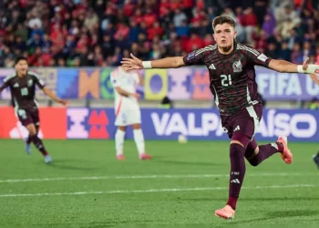 México golea a Chile