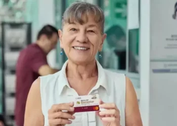 Pensión mujeres bienestar 2025: amplían plazo para entrega de tarjetas a 2 millones de beneficiarias