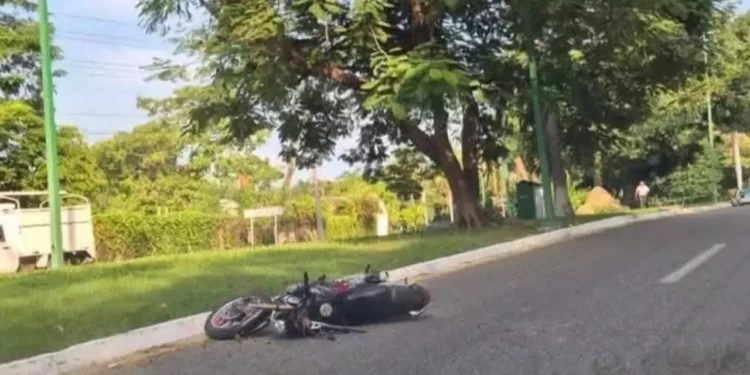 Dos muertos y un herido tras accidente de motocicleta en La Crucecita