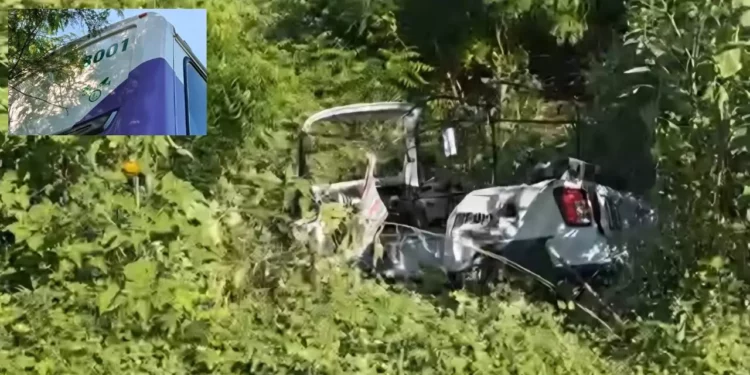 ¡Impacto mortal en el Istmo! Autobús saca de la carretera a mototaxi y deja un muerto