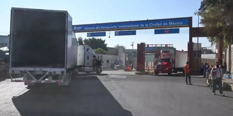 La reforma robustece los requisitos que los agentes aduanales y las agencias aduanales deben cumplir para realizar su trabajo.