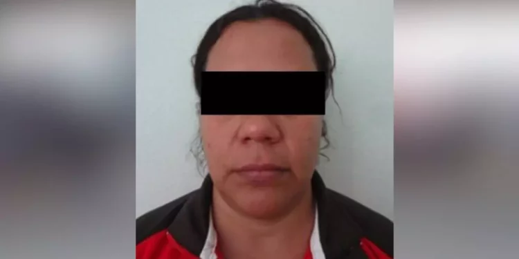 Cuarenta años de prisión para mujer que asesinó a su hija adolescente en Oaxaca