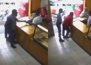VIDEO | ¡Sin freno la delincuencia! Armados y en mototaxi, asaltan pollería en Juchitán