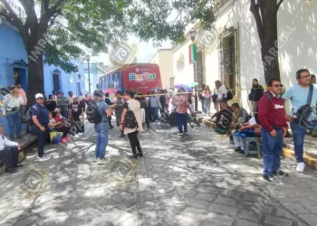 VIDEO | Oaxaca otra vez colapsada: Sección 22 exige pagos retenidos y acusa “jineteo” de recursos federales