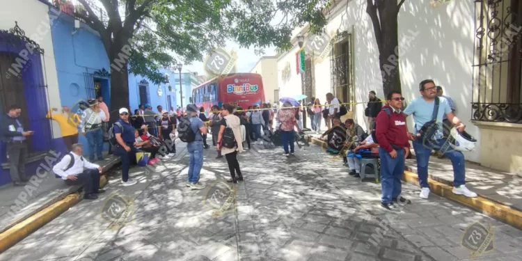 VIDEO | Oaxaca otra vez colapsada: Sección 22 exige pagos retenidos y acusa “jineteo” de recursos federales