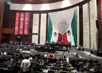 La Cámara de Diputados federal aprobó en lo general la reforma a la Ley de Amparo.